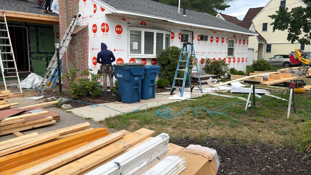 Professional siding installation in Tewksbury MA